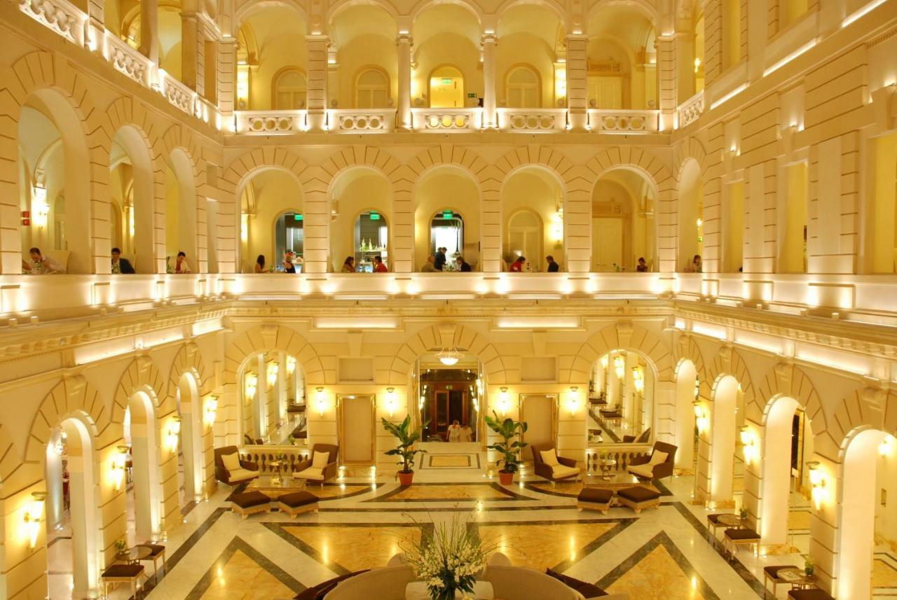 Andrassy Boulevard Budapest Exterior foto
